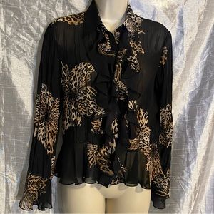 Violet & Claire SZ P/M GUC, button down, ruffle sleeve and front, peplum